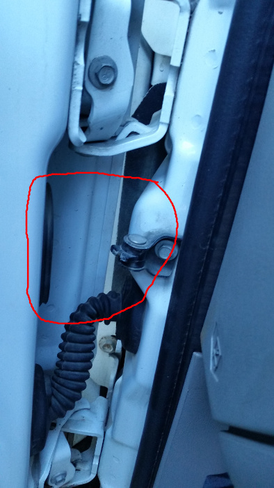 plastic door hinge thing