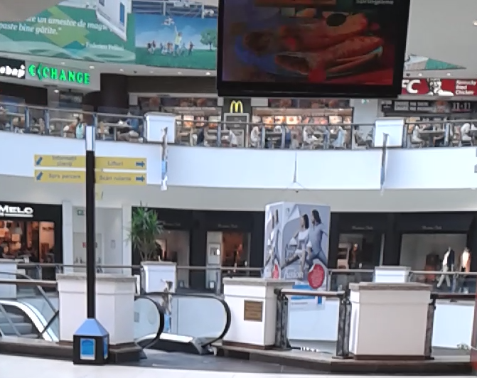 Buchasrest Food Court