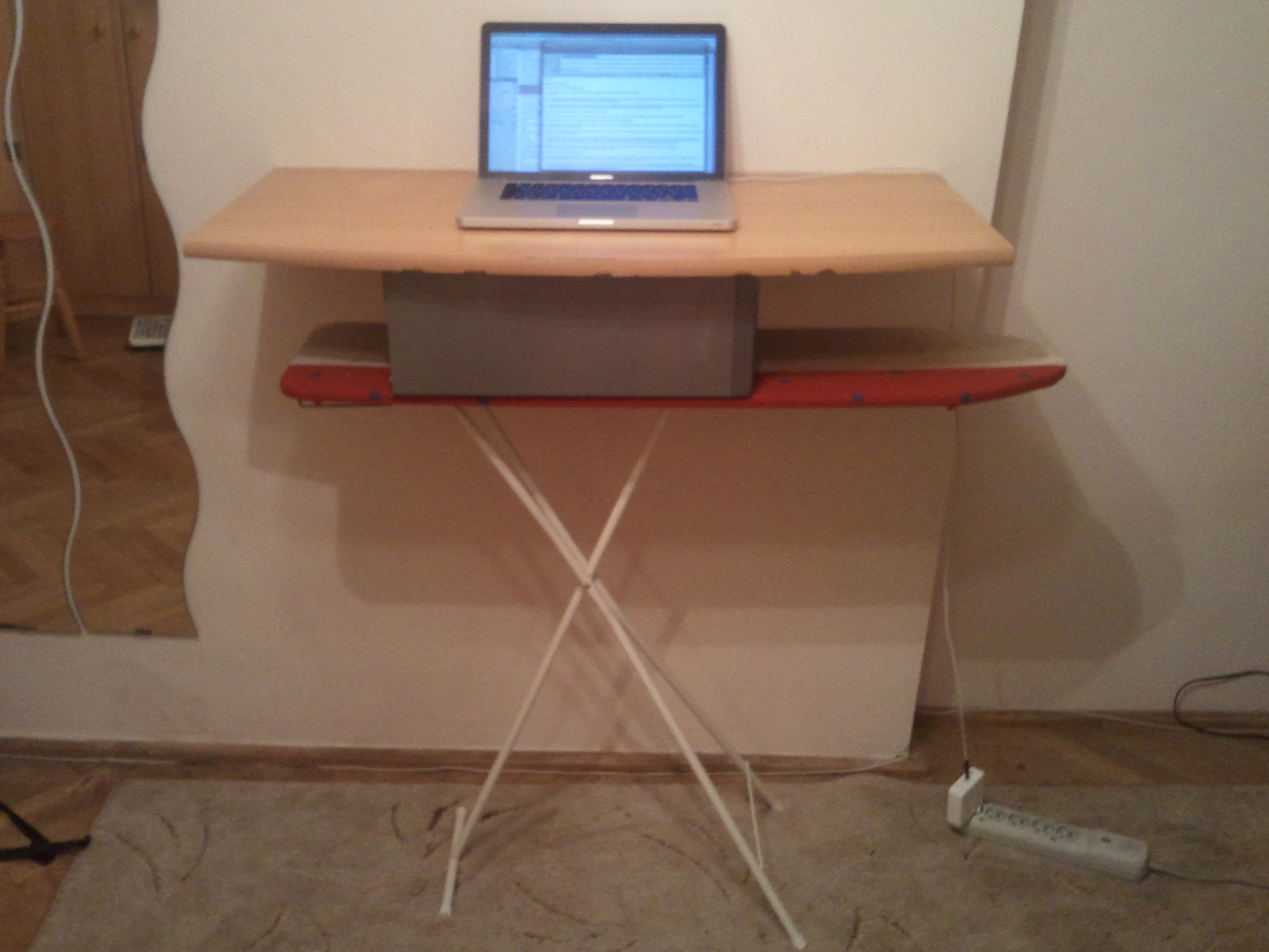standing_desk.jpg