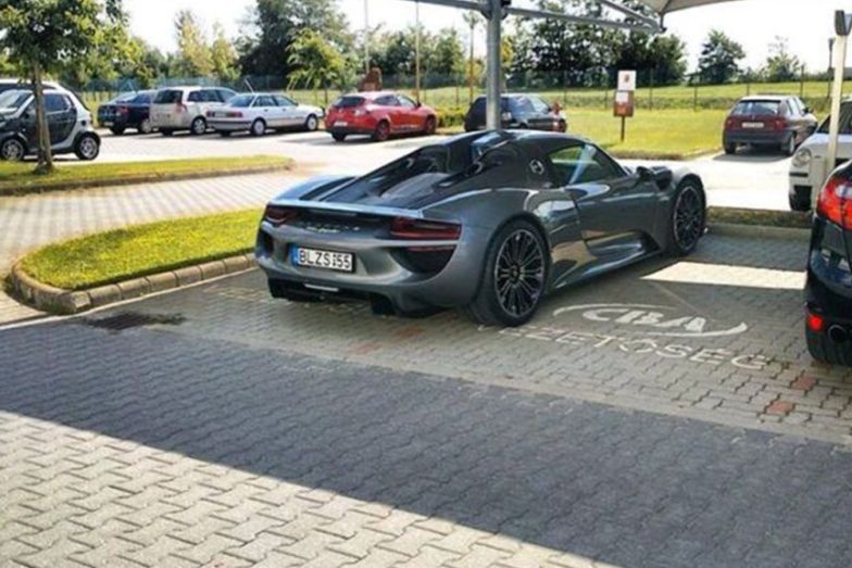 CBA Porche