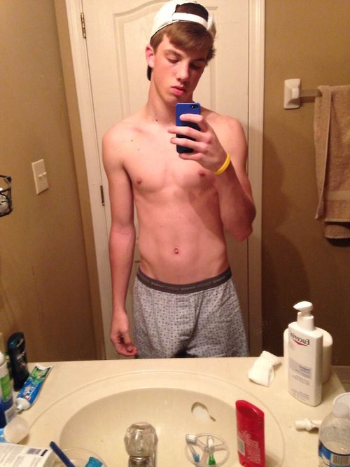 tumblr_n3y0b6YG7q1ty7kjro3_500.jpg