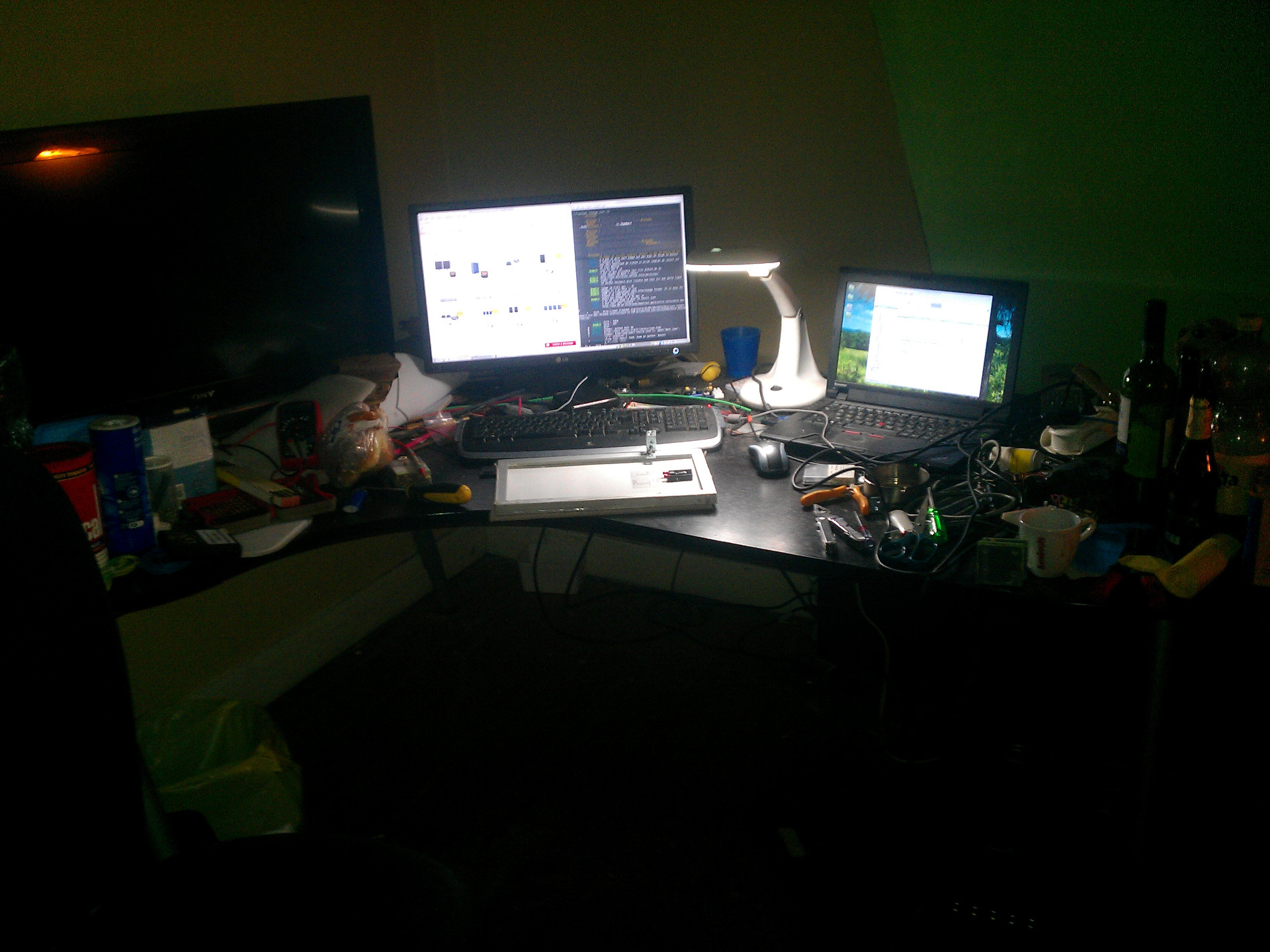 bureau.jpg