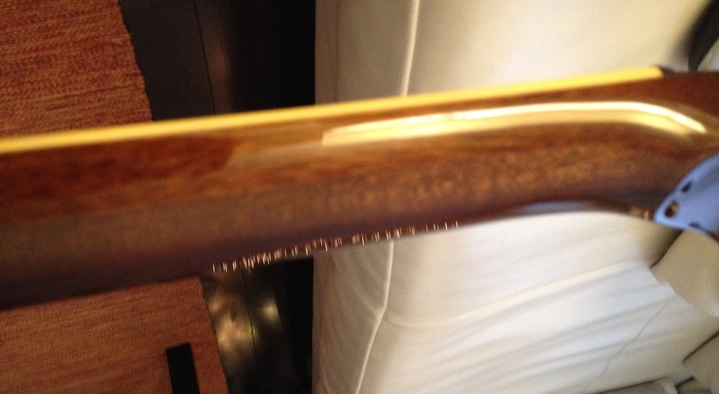 Dean Z, Medium V neck profile