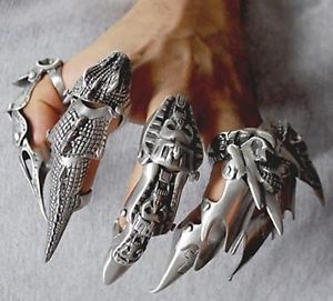 SinClaws.png