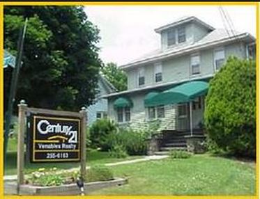 <p><a href="http://www.realtorkenw.com">New Paltz Real Estate</a>