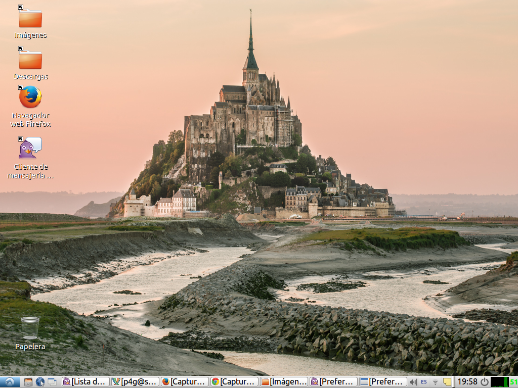 2015-08-28-195843_1024x768_scrot.png