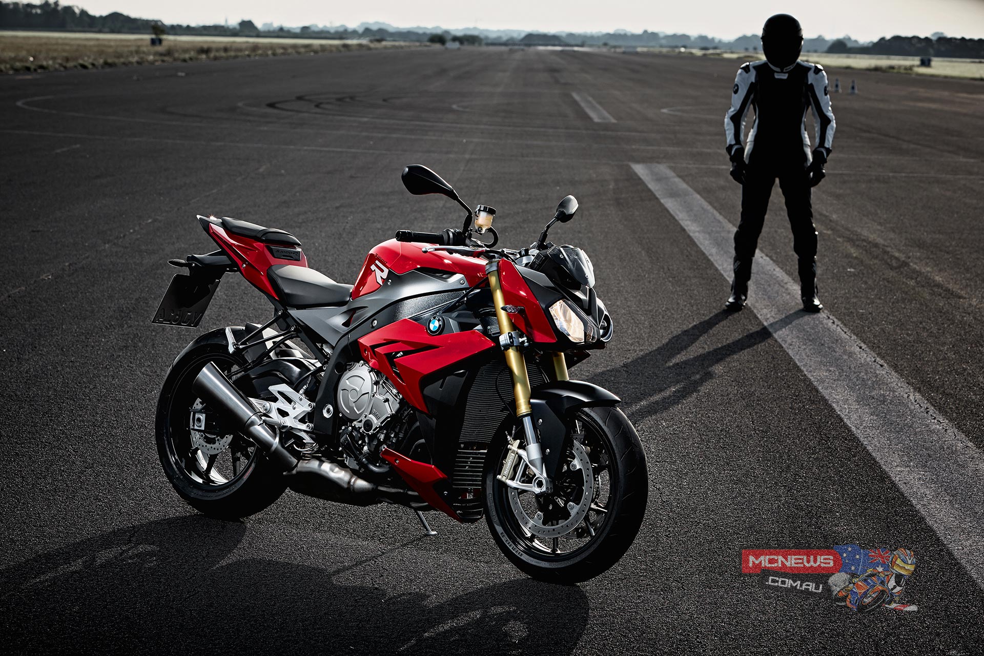 BMW-S1000R-Red.jpg