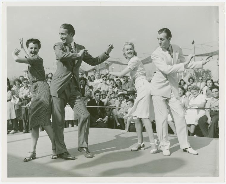 nypl.digitalcollections.5e66b3e8-c6b5-d471-e040-e00a180654d7.001.w.jpg
