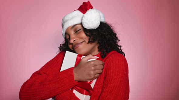 47712440-happy-woman.jpg