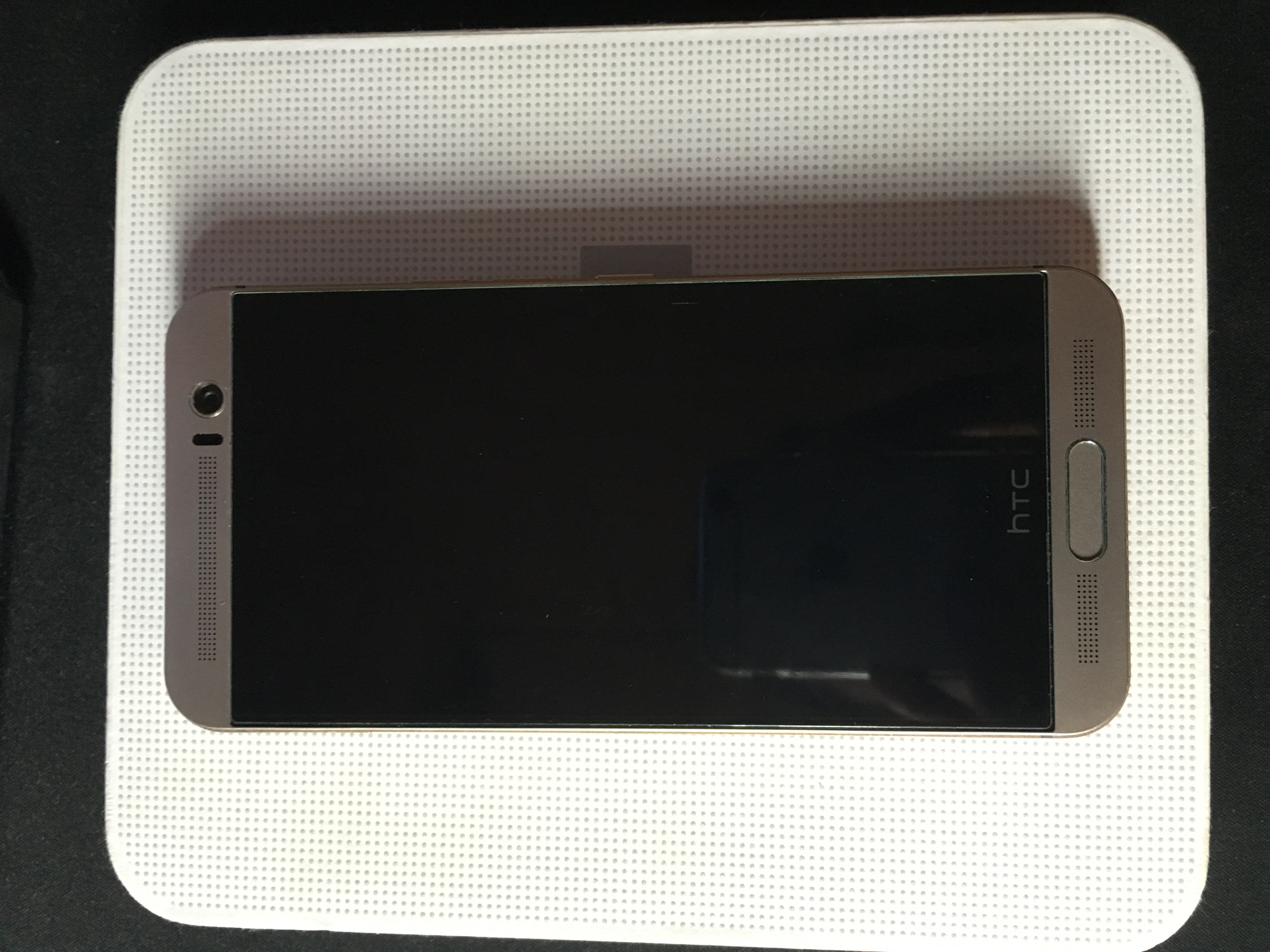 HTC M9+ 1