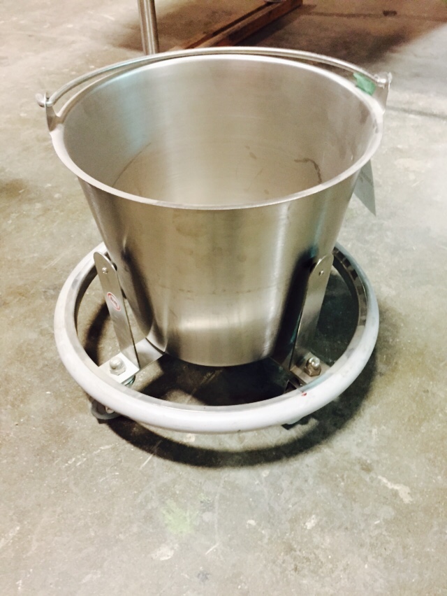Rolling Bucket