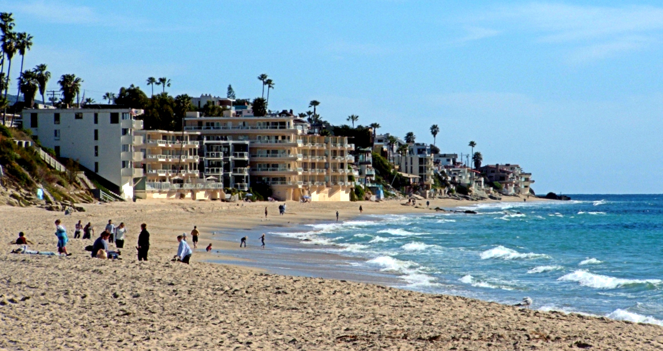 Laguna_Beach_condos.jpg