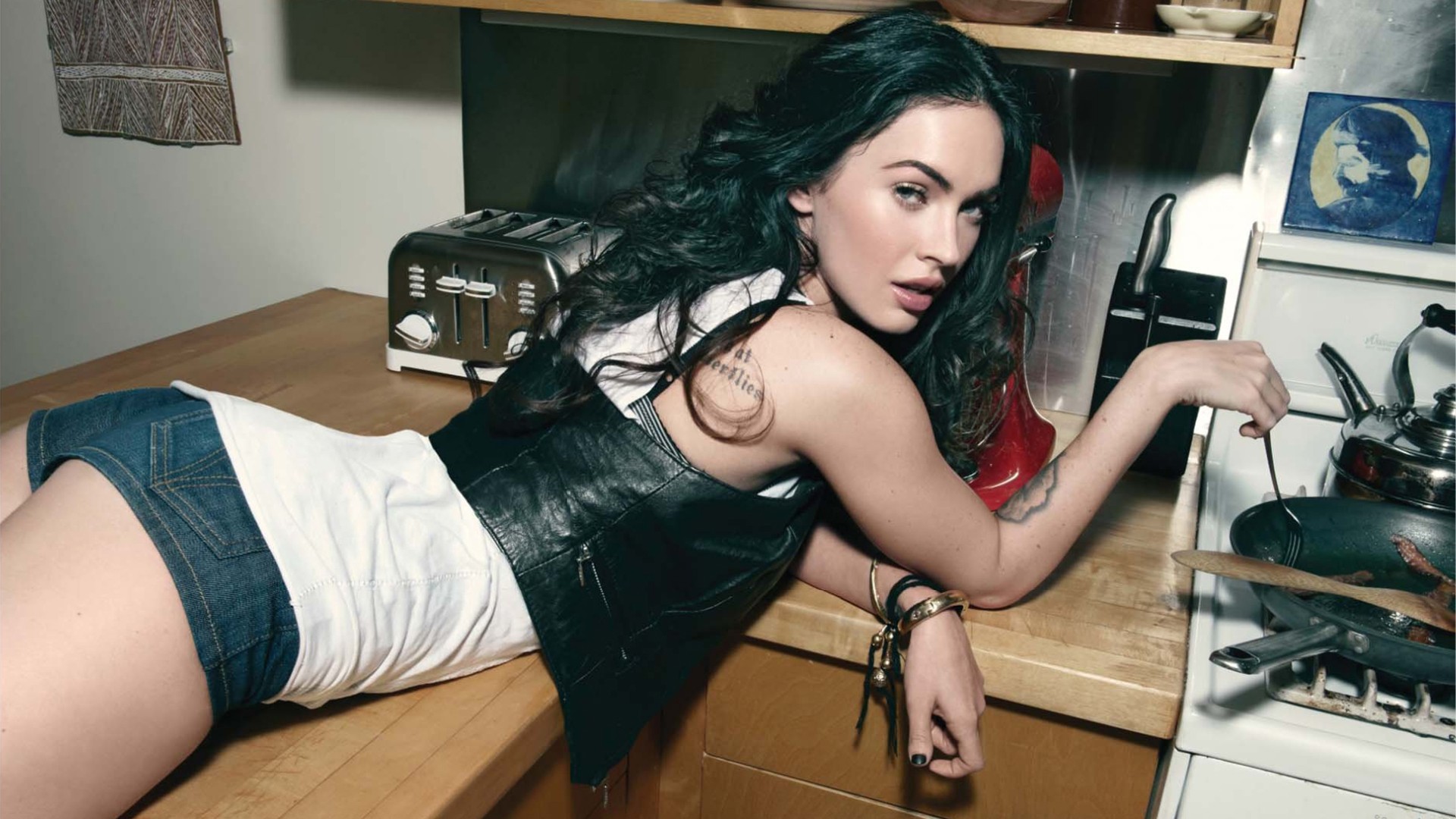 Megan-Fox-Hot-Girls-HD-Wallpaper-latest-sexy-pics11.jpg