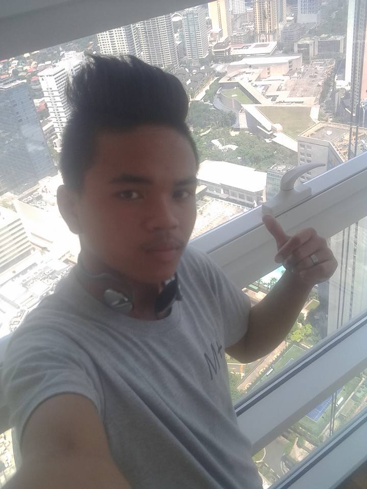 01.jpg