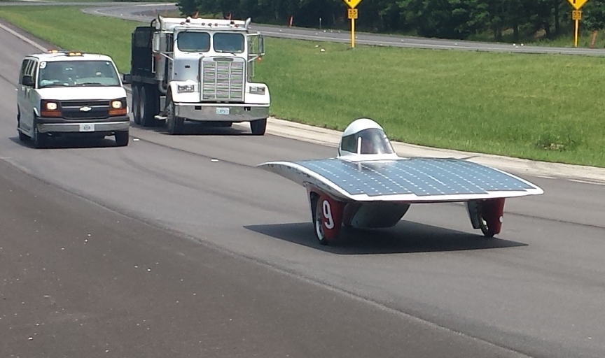 solar-car-02.jpg