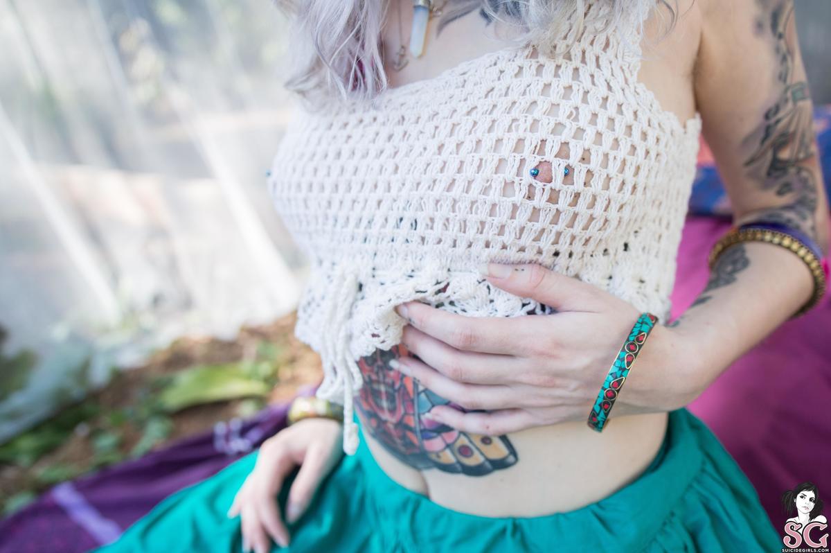 tonks-indigo-07.jpg