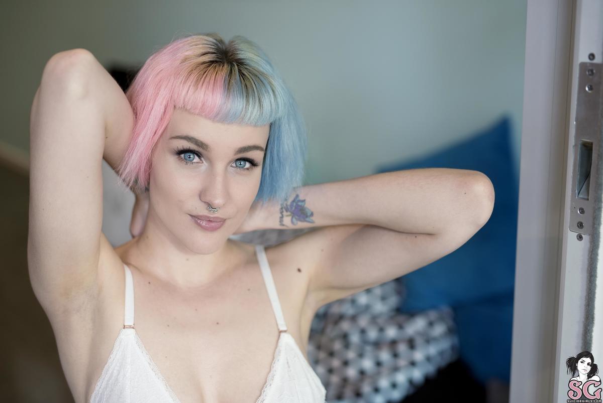 bunniie-crybaby-09.jpg