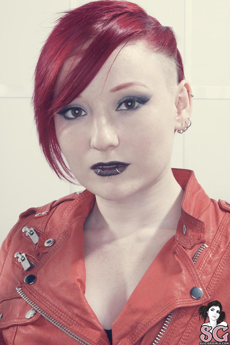 lilithmae-tameless-01.jpg