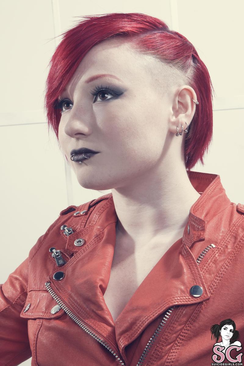 lilithmae-tameless-03.jpg