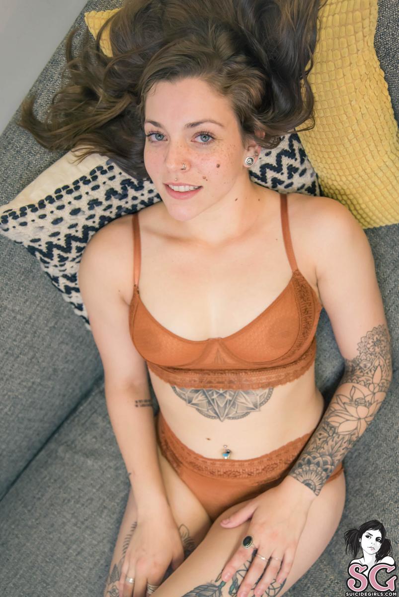gaiah-tootsie-05.jpg