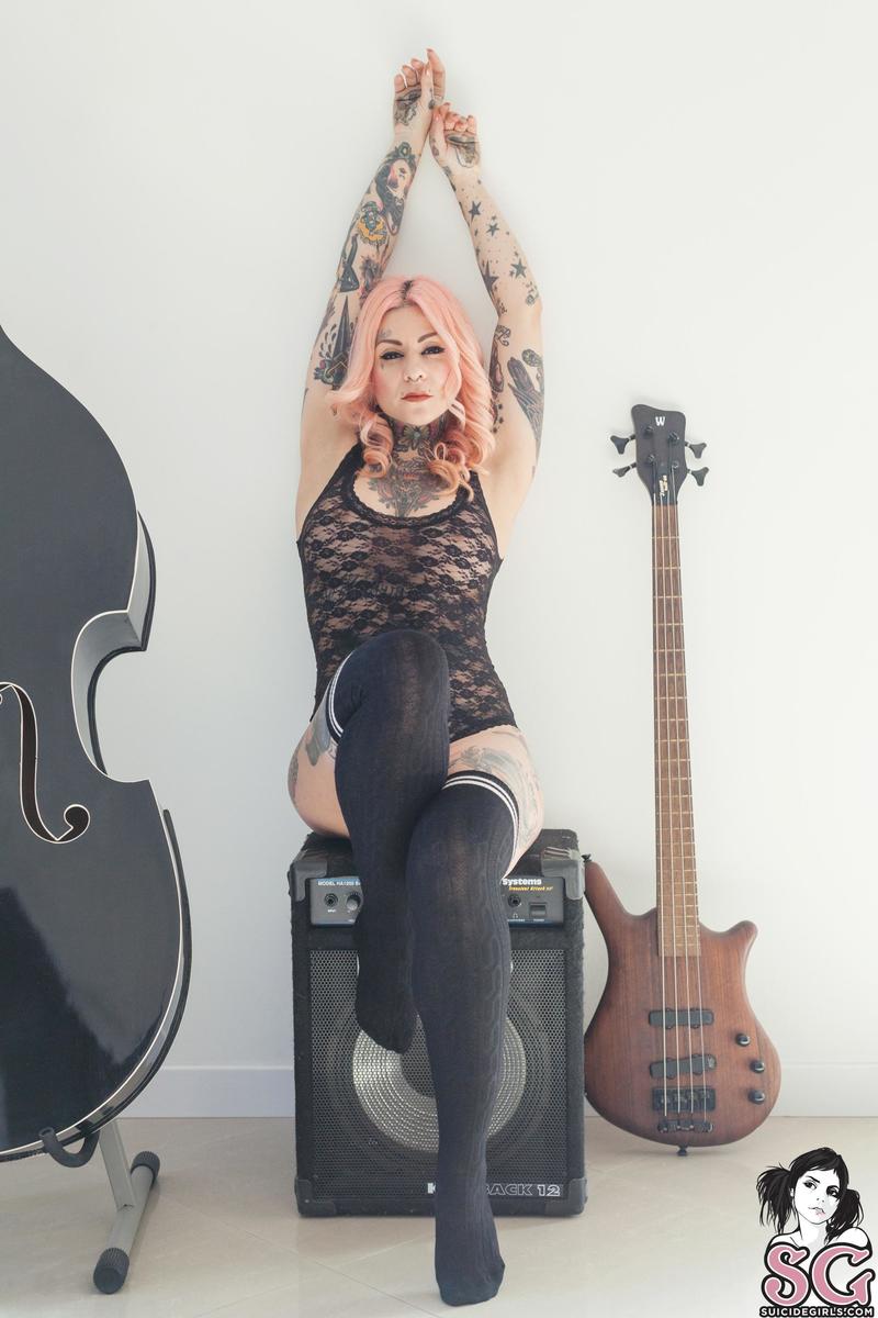 boo-themusicmatchbox-09.jpg