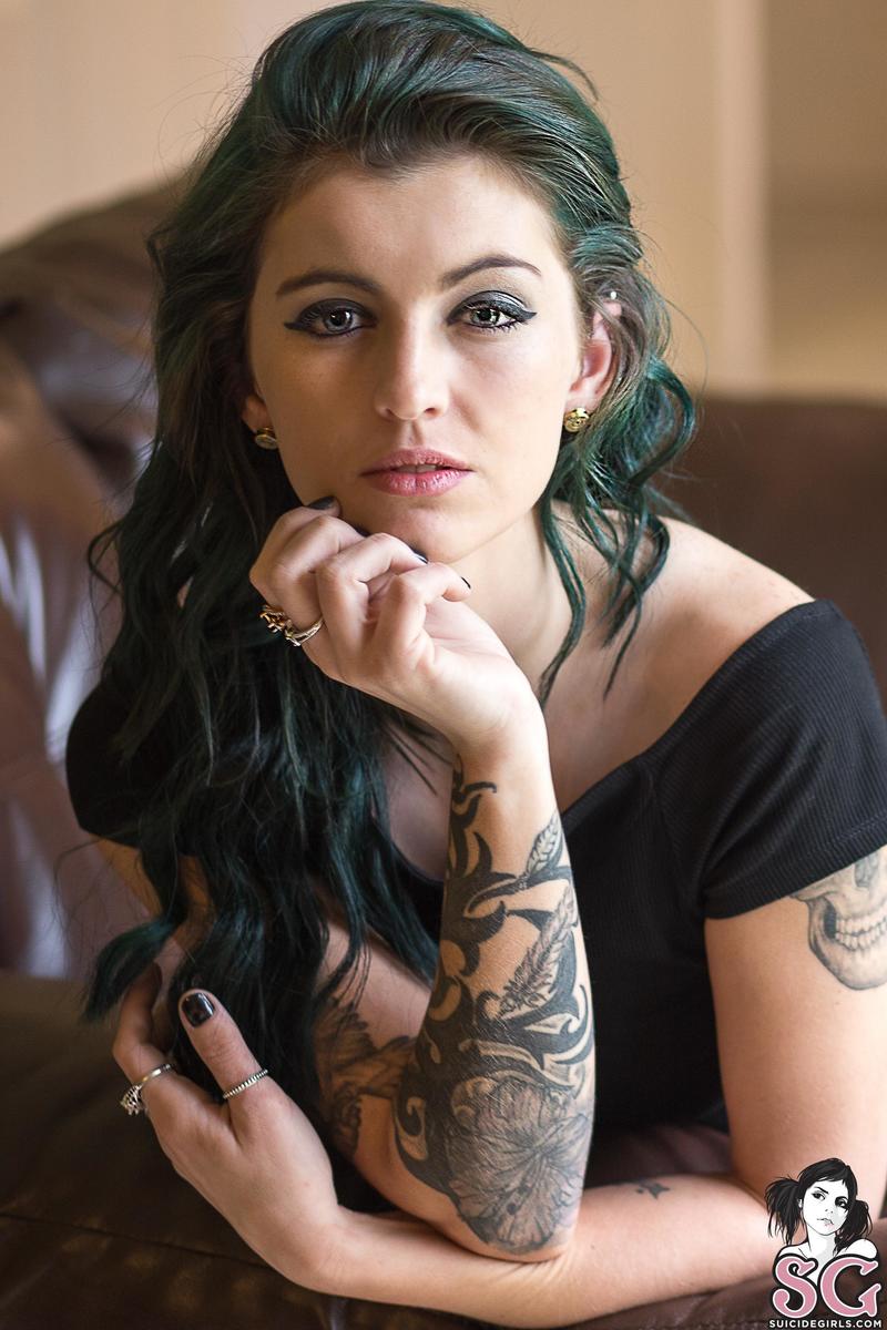 sirenlou-luciddream-03.jpg