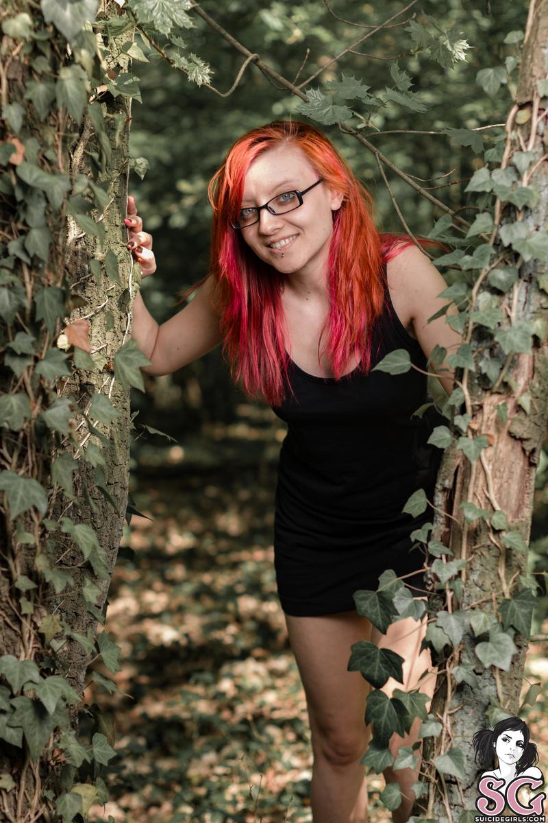jaynamolana-ivy-01.jpg
