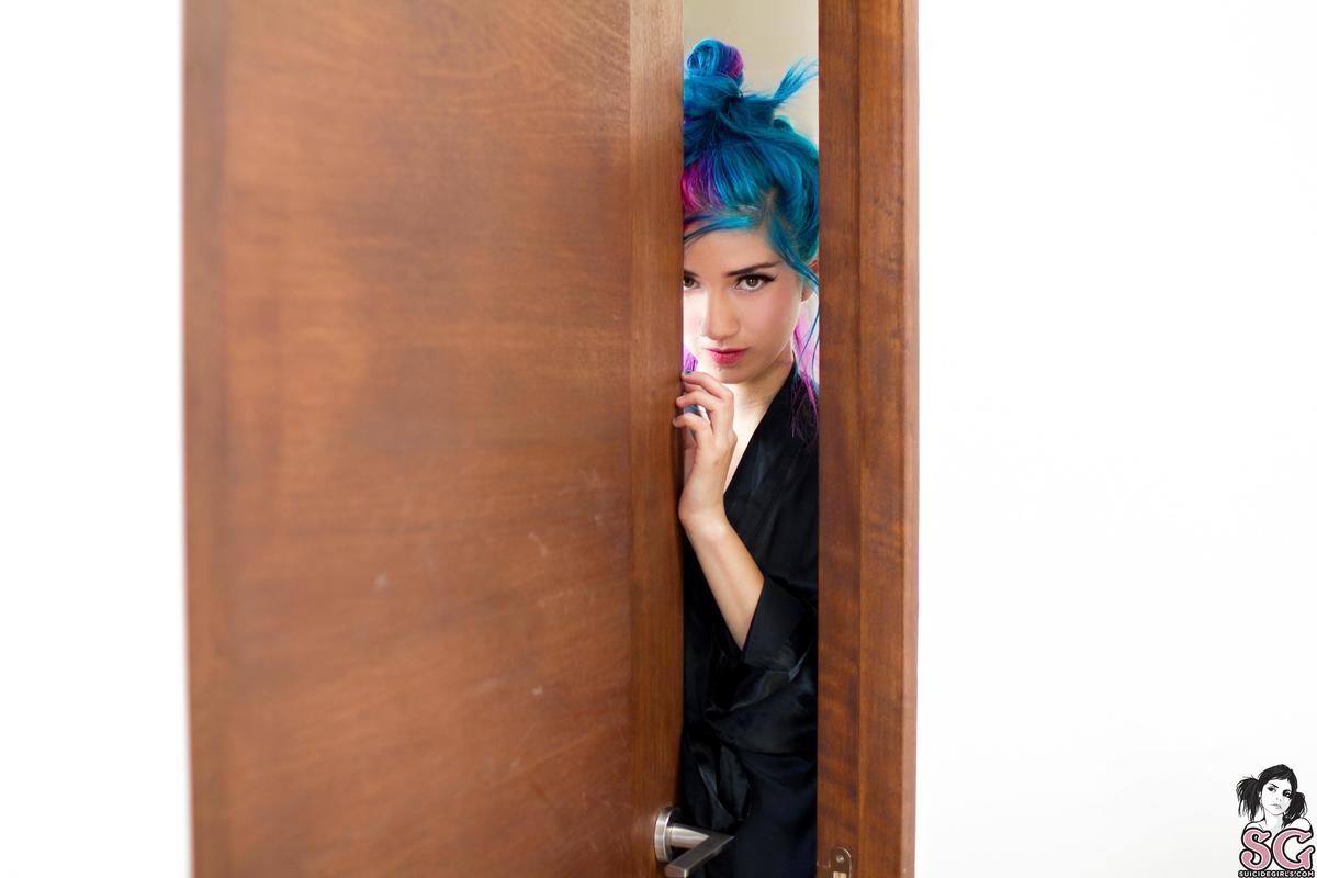 fay-pleasedontgo-01.jpg