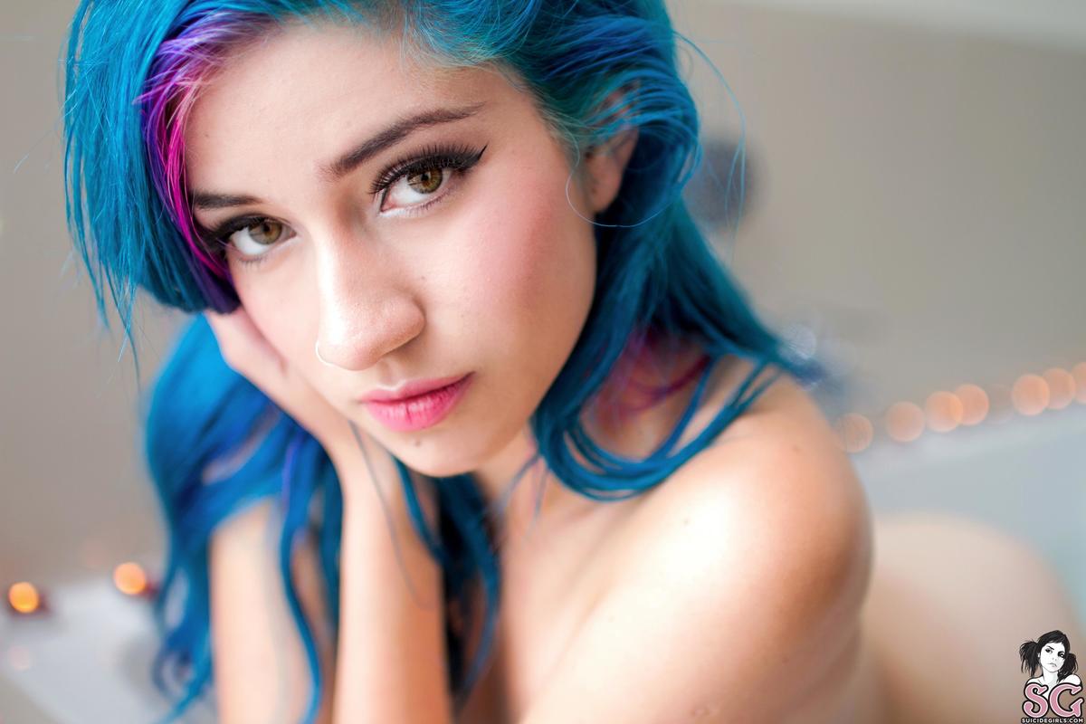 fay-pleasedontgo-41.jpg