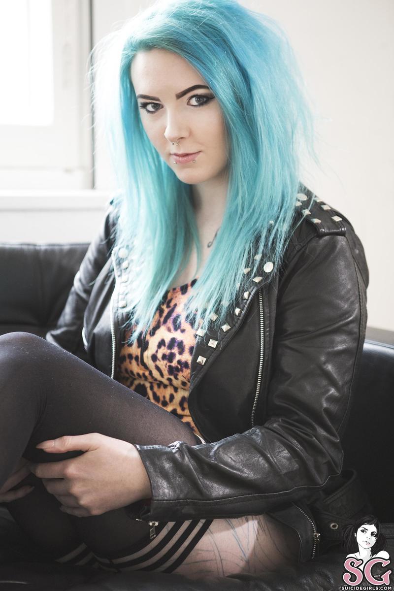 esperfloe-theanimalinme-01.jpg
