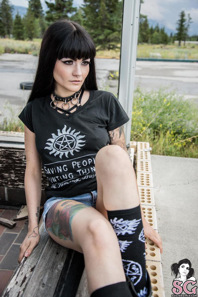 krakenqueen-supernatural-07.jpg