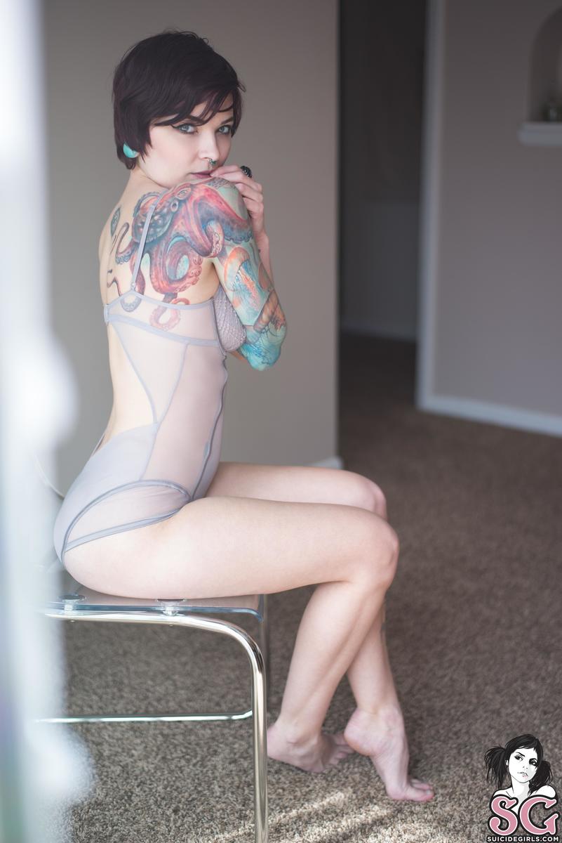 arriane-lavender-03.jpg