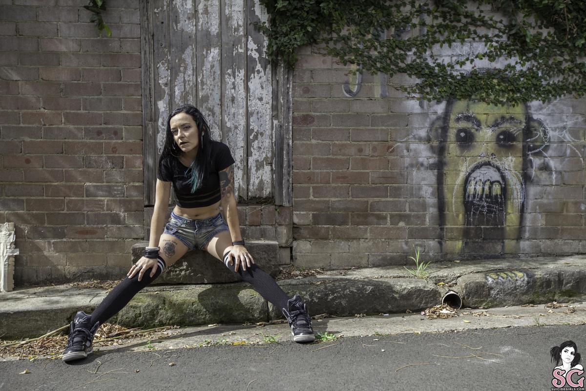 valemarla-urbanmischief-03.jpg