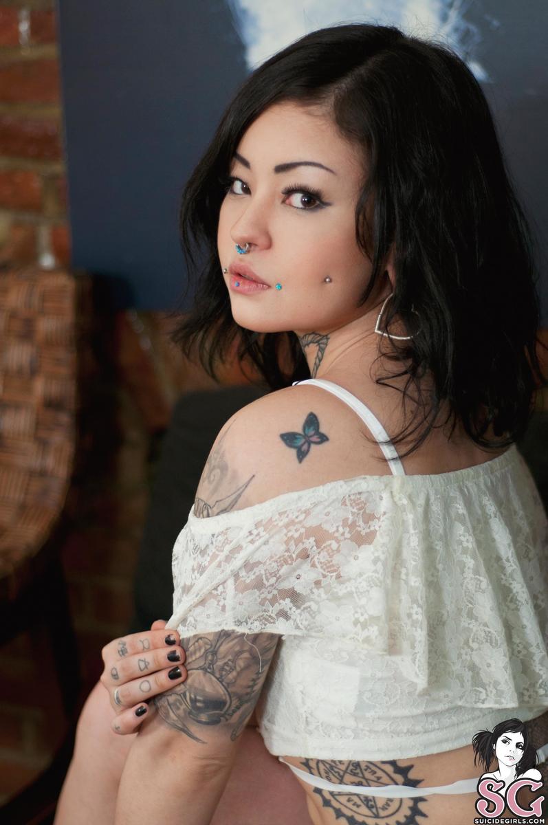 marikosuicide-karmakitty-03.jpg