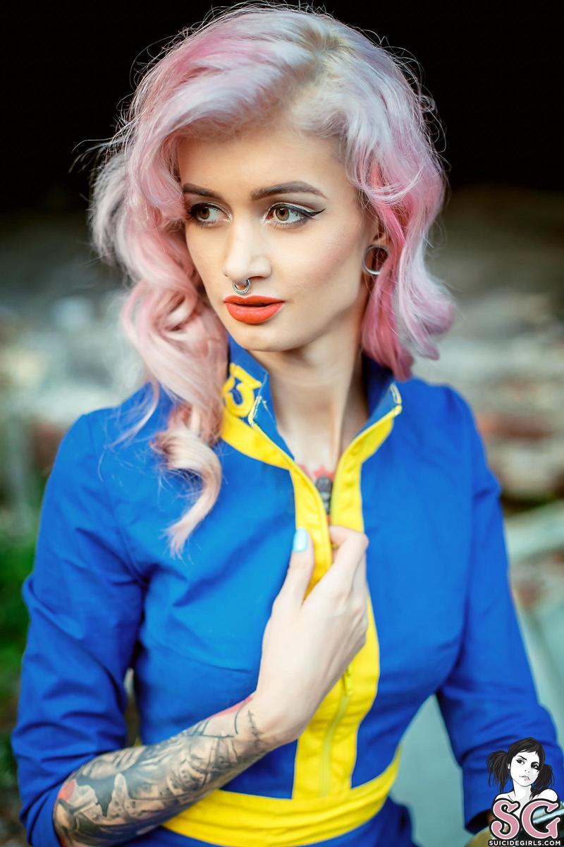 avrora-atombombbaby-05.jpg