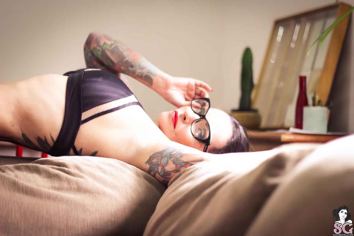 monik-sexyhappyhour-25.jpg