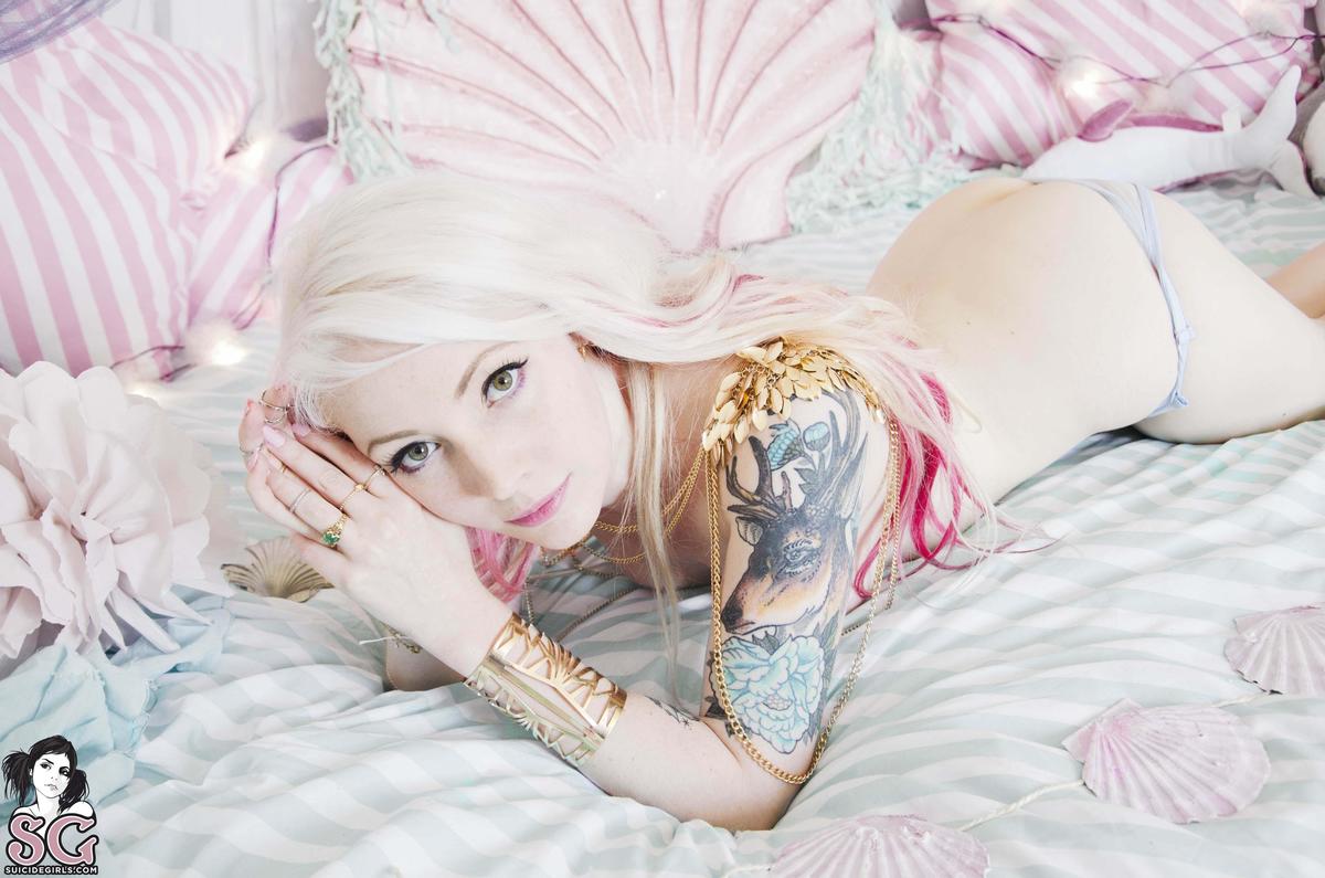 shamandalie-thebirthofvenus-37.jpg