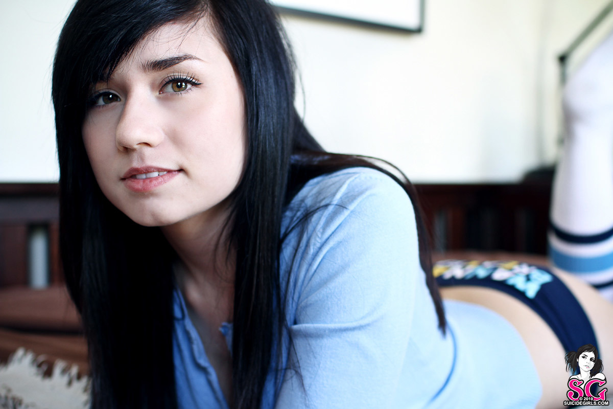 ellia-dandilionwishes-01.jpg