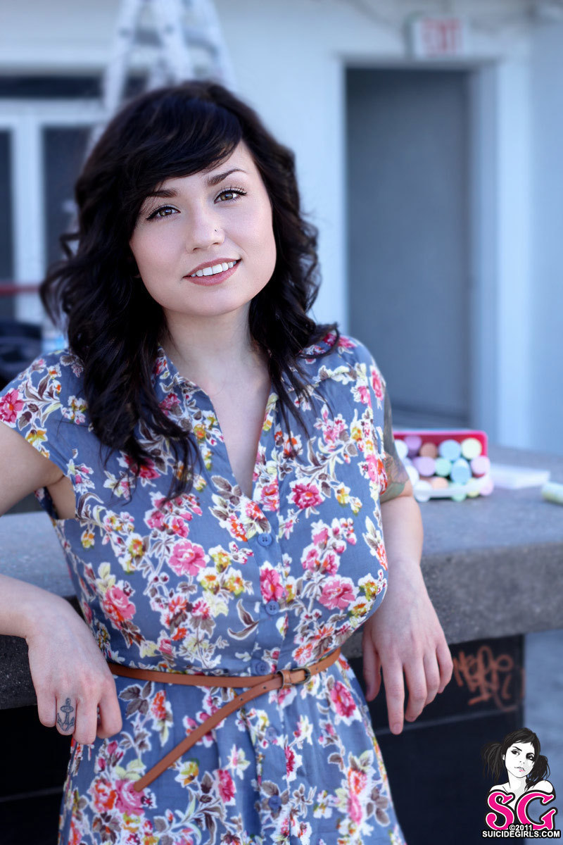 ellia-ghostofasmile-03.jpg
