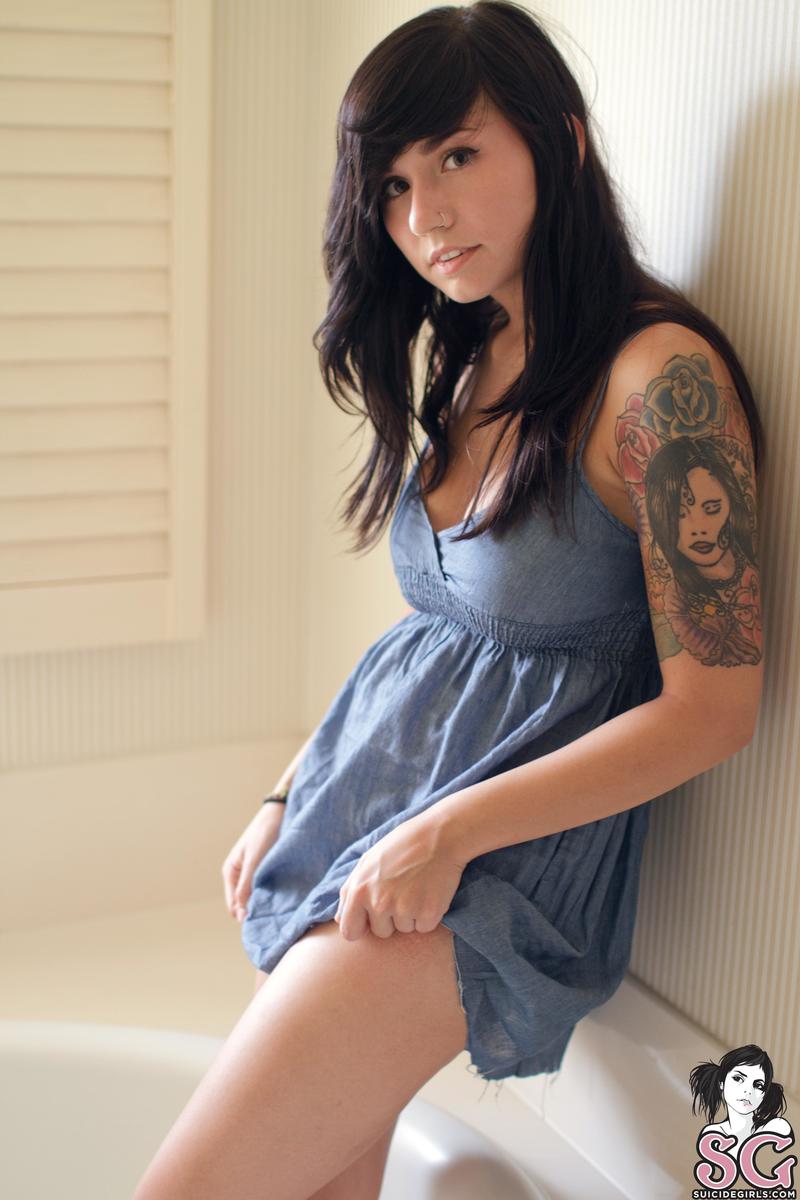 ellia-submerged-09.jpg