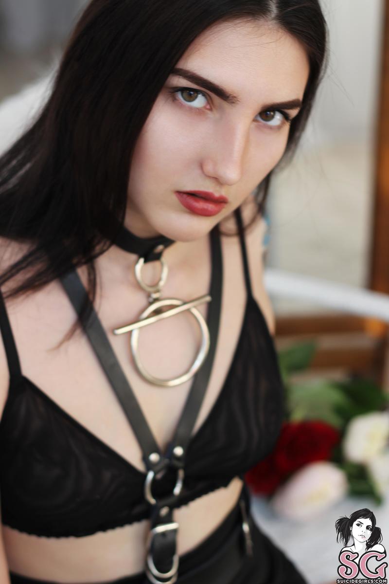 kristinavill-hotflower-03.jpg