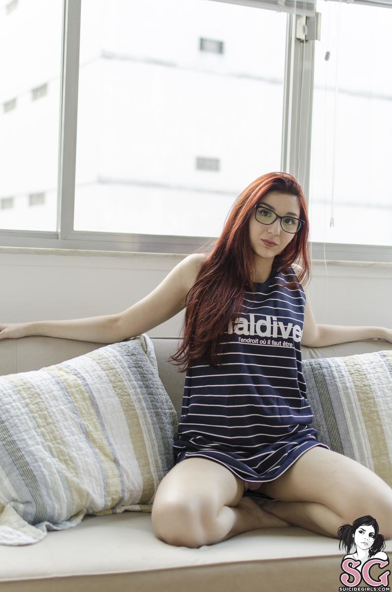 jasminetoxic-untitled-03.jpg