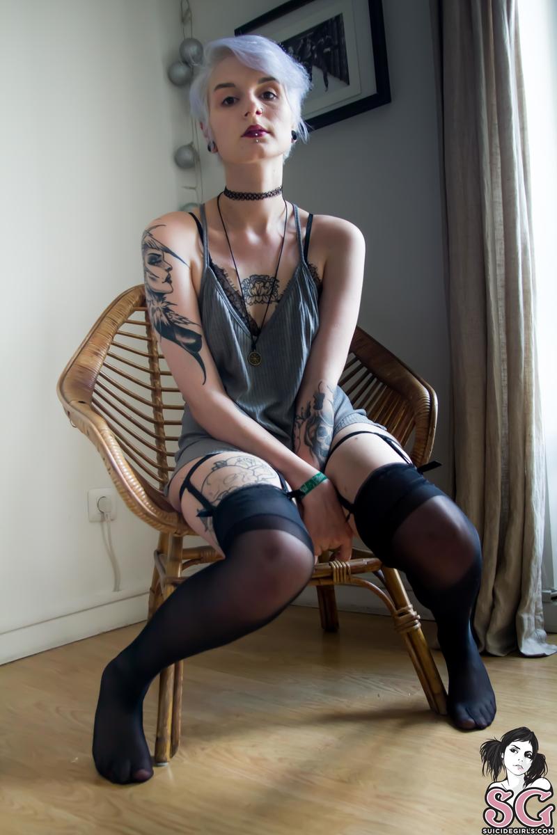 eileena-insupportable-01.jpg
