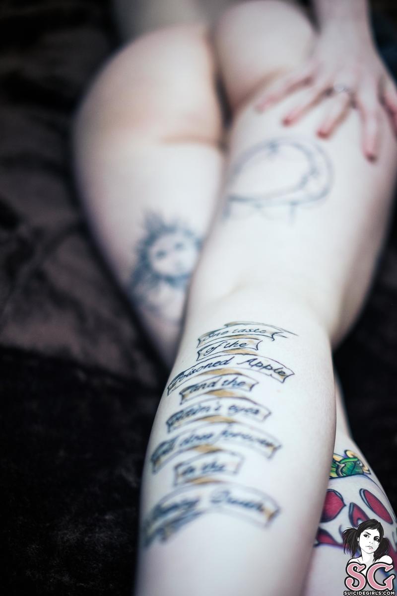 pleasureofsin-touchofsunlight-39.jpg