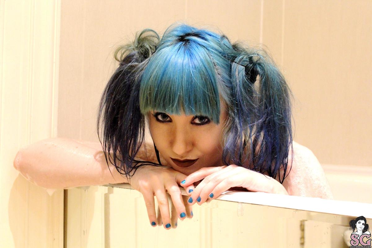 missivy-bathtimeblues-39.jpg
