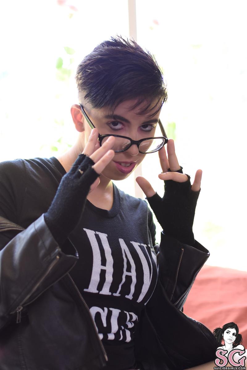 cloaknstagger-untitled-03.jpg