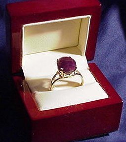 RingInBox.jpg