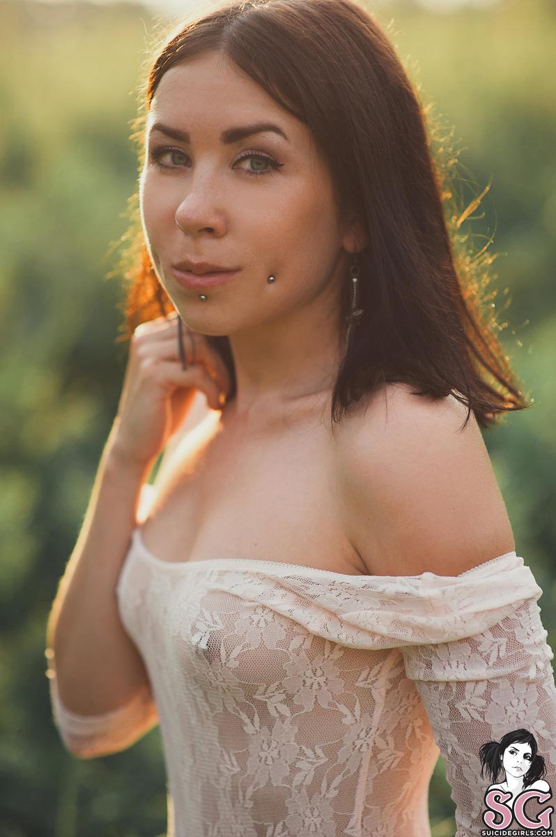 izolda-summersunset-01.jpg