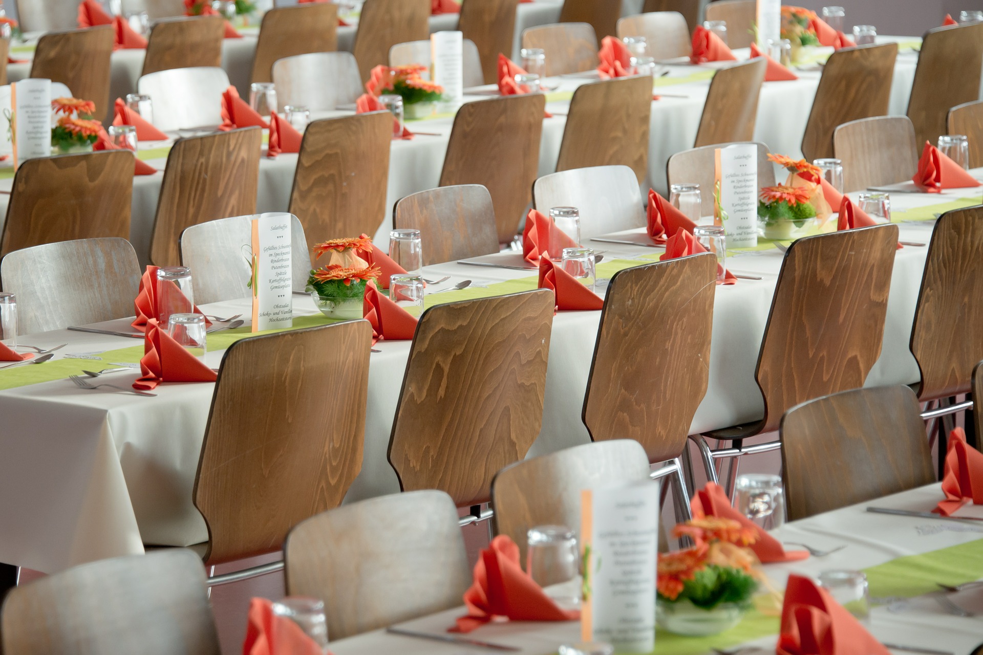 banquet-453799_1920.jpg