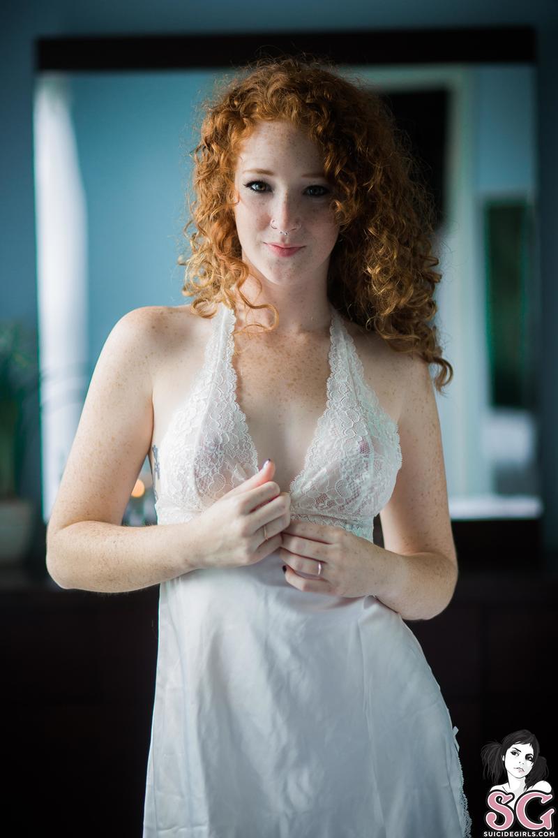 poisonivee-icefire-01.jpg